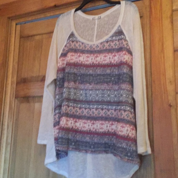 Eyeshadow Tops - Size 2X light sheer Aztec top